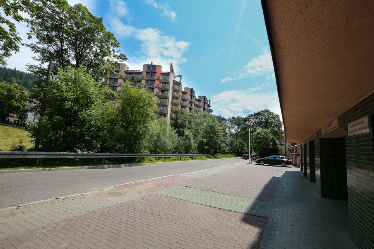 Apartamenty Na Pierwszym Pietrze Krynica-Zdrój Exteriör bild