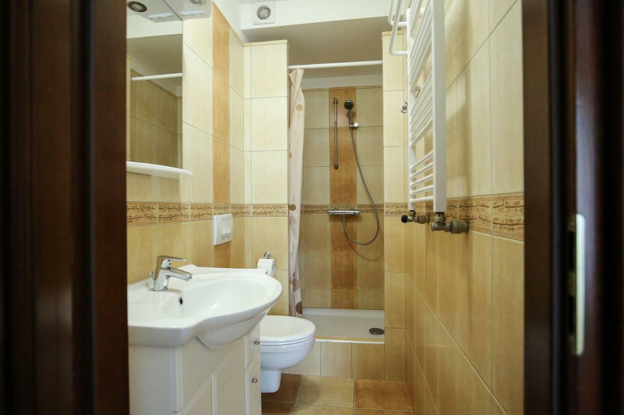 Apartamenty Na Pierwszym Pietrze Krynica-Zdrój Exteriör bild